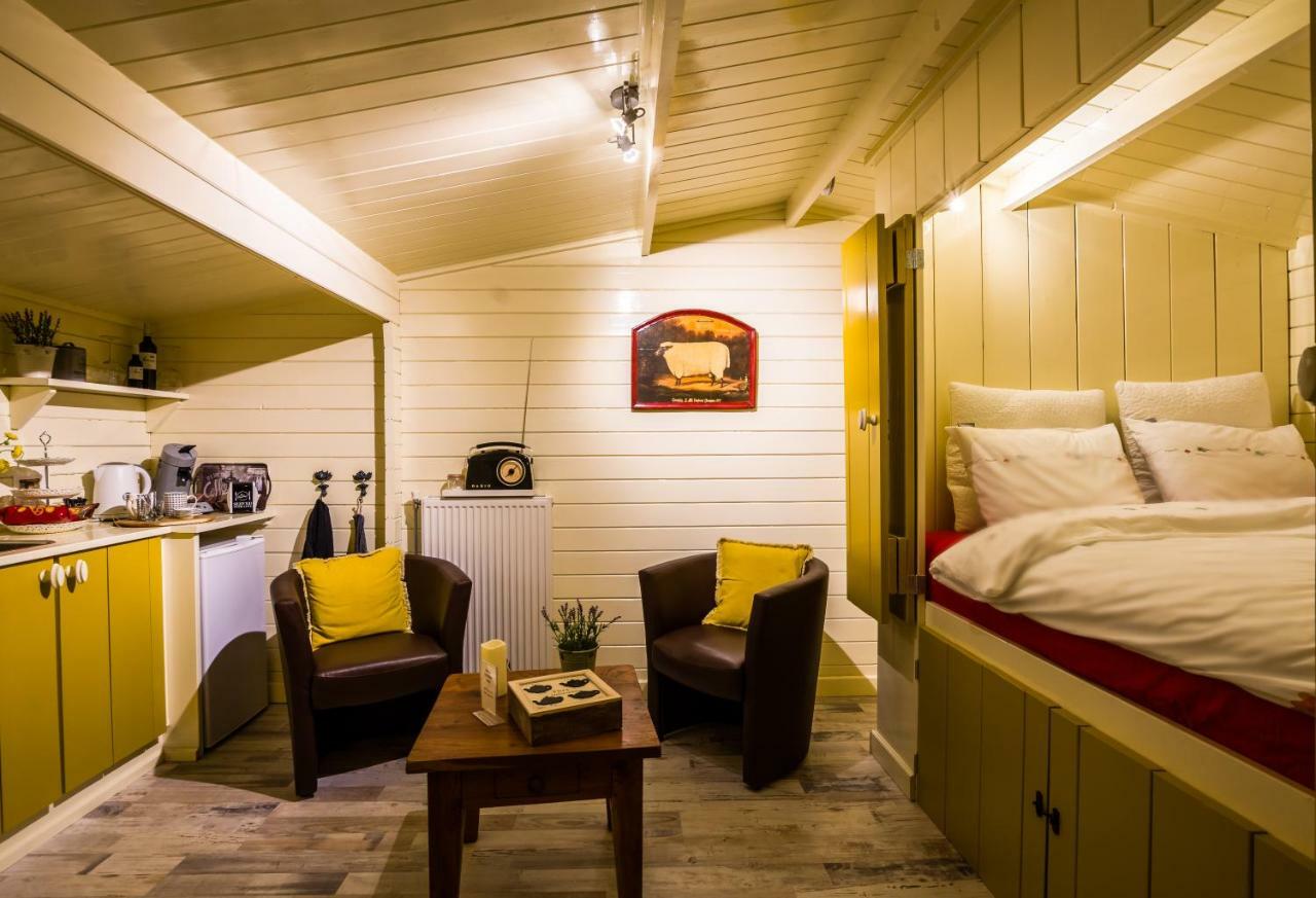 Bed En Breakfast Gees Exterior photo